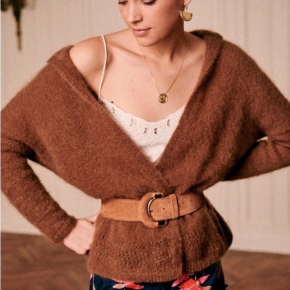 Sezane Amandine  Cozy Brown V-Neck Wrap Sweater